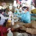 Ratusan pedagang Pasar Besar Malang jalani rapid test - Foto: Erwin