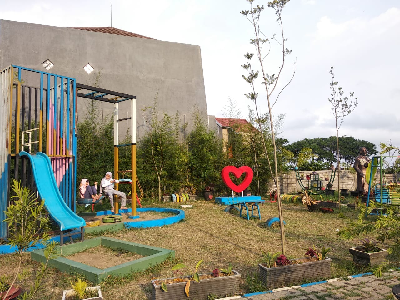 Taman Bermain Sisir Kota Batu