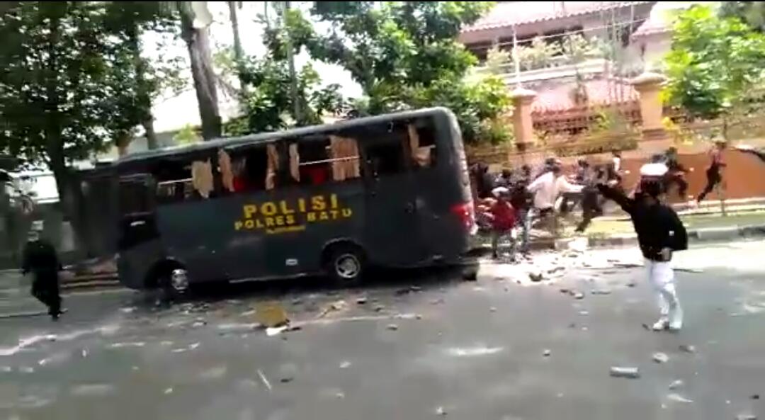 Mobil Polres Batu