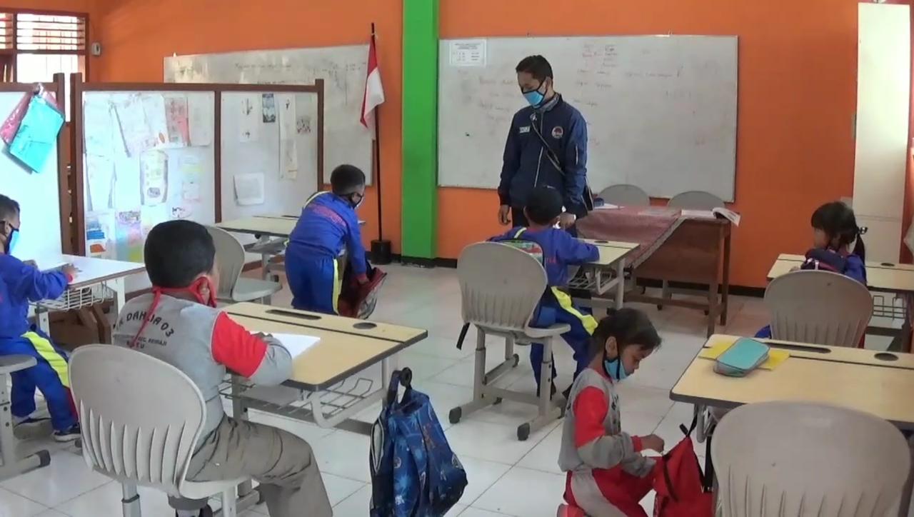 Pembelajaran tatap muka sekolah di Kota Batu