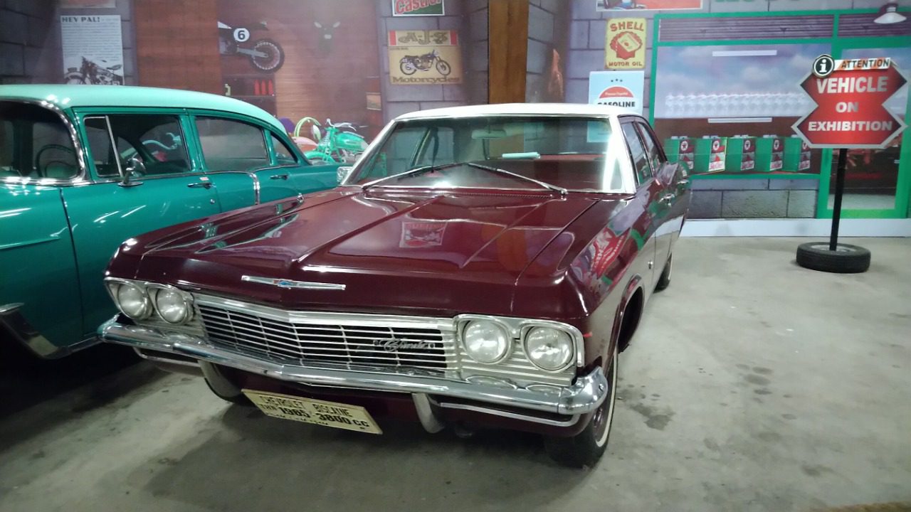 Chevrolet Biscayne koleksi Museum Angkut