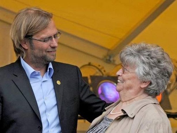 Jurgen Klopp berduka