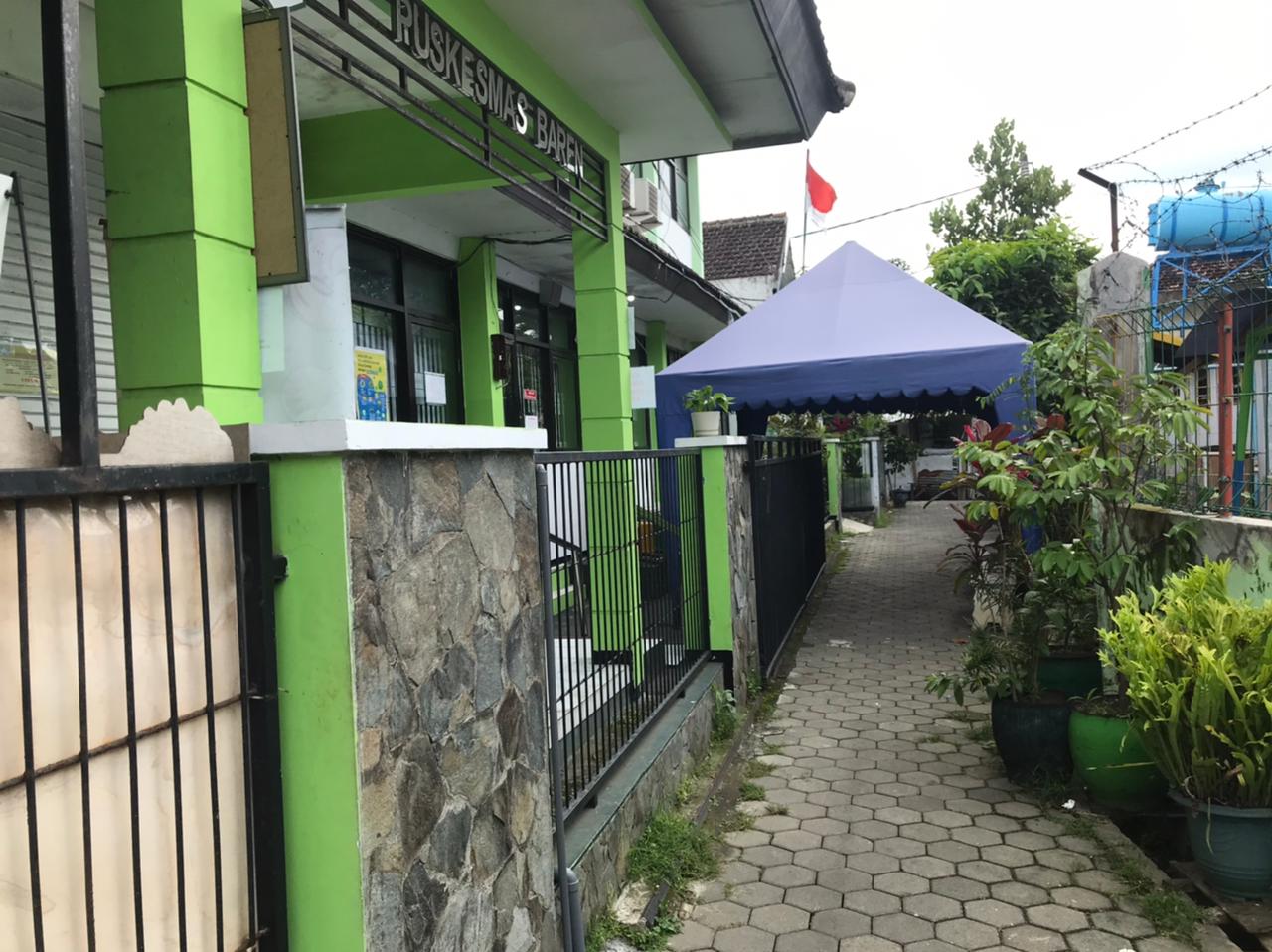 Puskesmas Bareng berada di gang sempit belum juga direlokasi