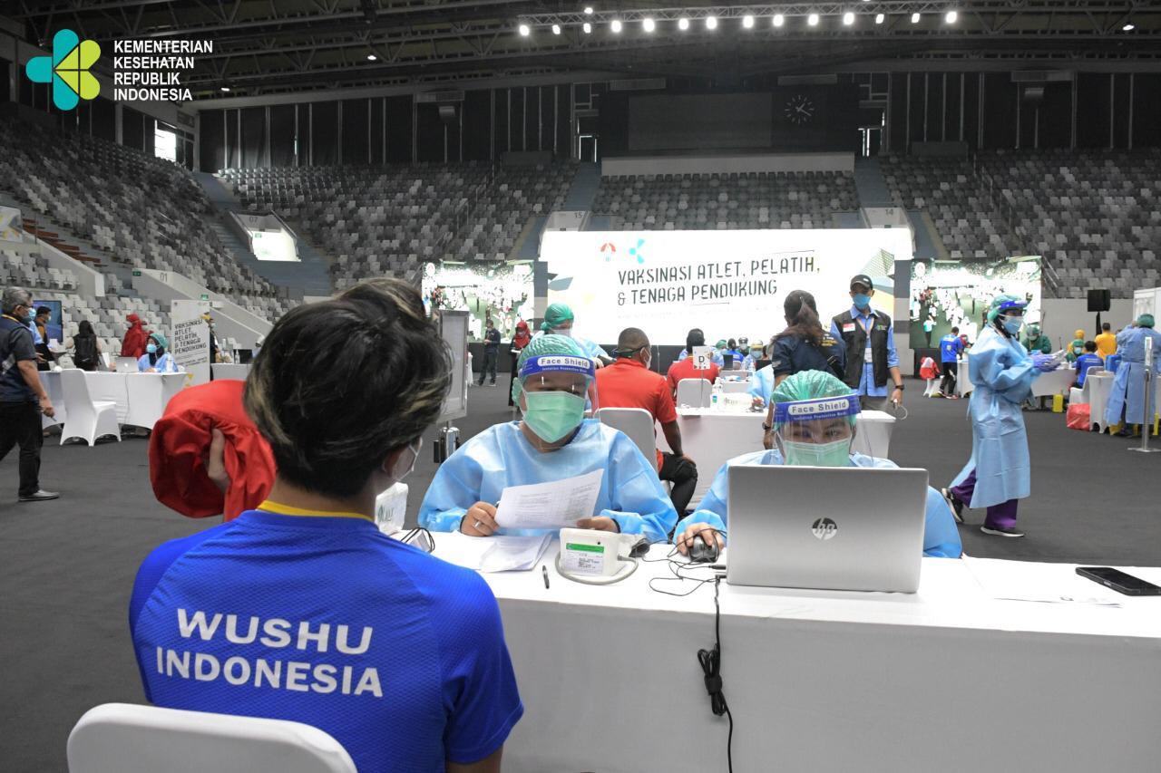 Bersiap Mengikuti Ajang Pertandingan,  820 Altet dan Tenaga Pendukung Terima Vaksin COVID-19