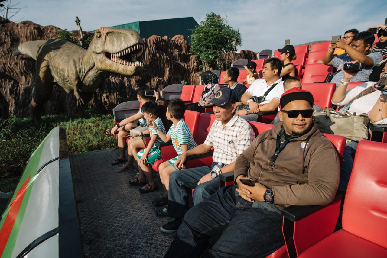 Wahana Kereta 5 Zaman Jatim Park 3