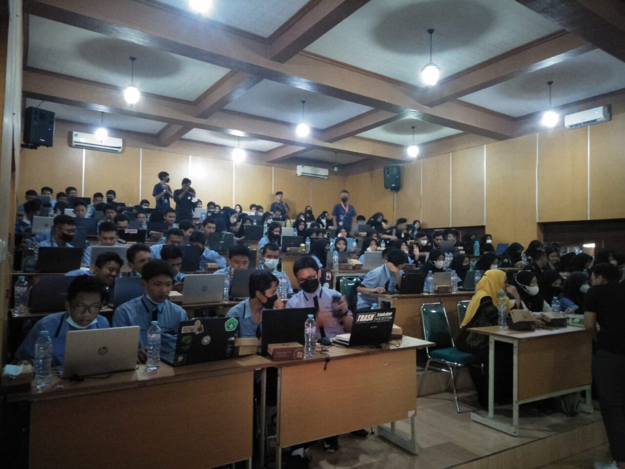SMKN 4 Malang Jagoan Cloud Bootcamp Programmer