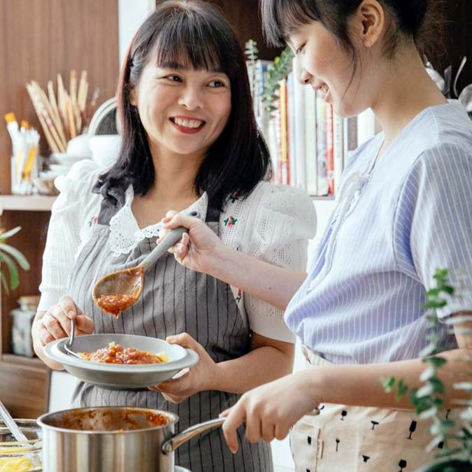 Masak sendiri daripada beli di luar (ist)