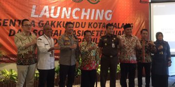 Tim Gakkumdu, Kepala Kejari Kota Malang, Kepala Bawaslu Kota Malang dan Kapolresta Malang Kota (Blok-a.com/Putu Ayu Pratama S)