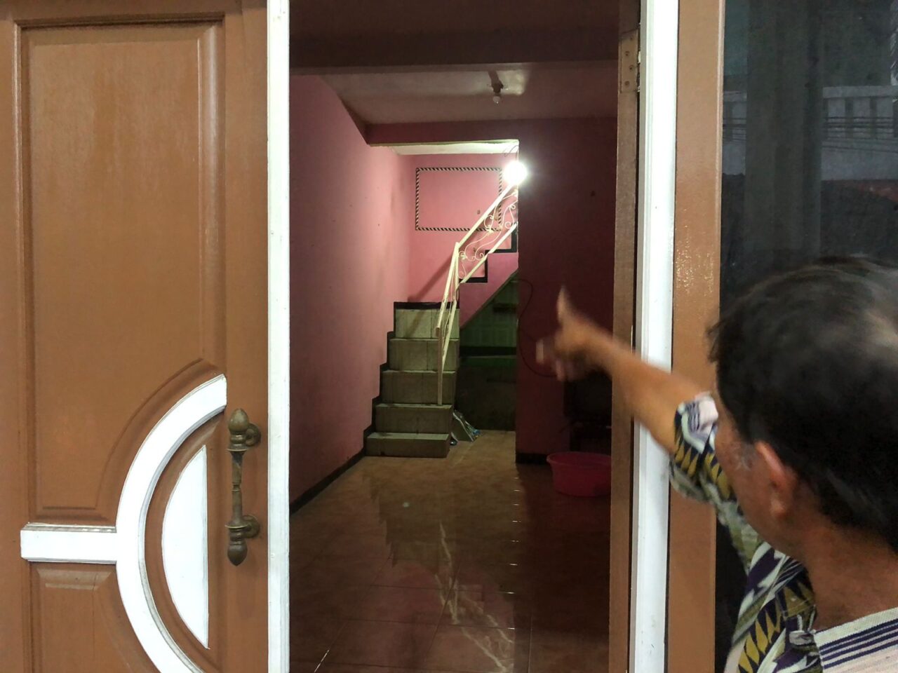 Gantung diri malang