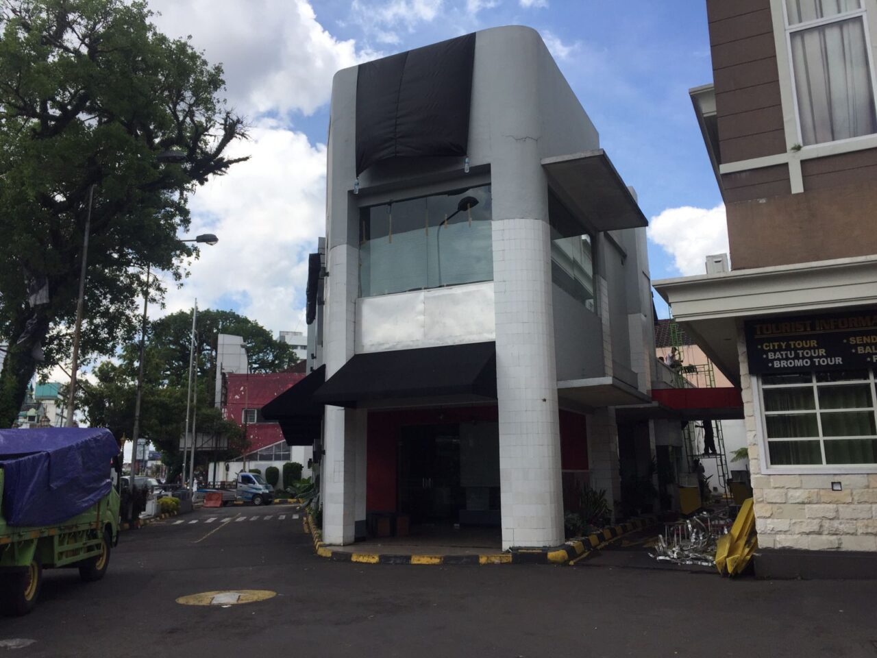 Situasi MCD Kayutangan yang sudah berhenti beroperasi, Kamis (1/12/2022) (blok-a/Putu Ayu Pratama S)