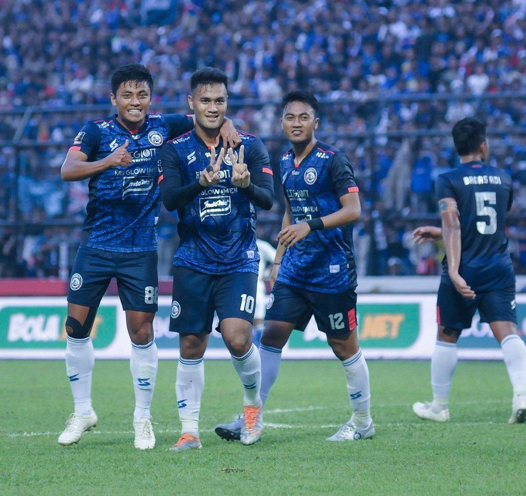 arema fc diserang netizen