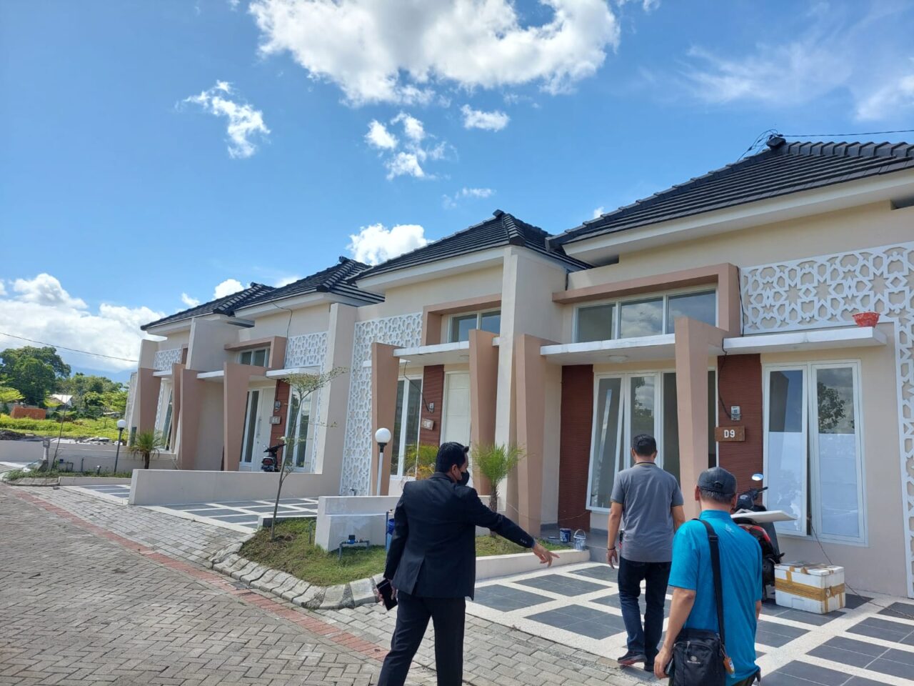 Pengurus PWI Jatim usai koordinasi dengan BPJS Naker dan survei lokasi.