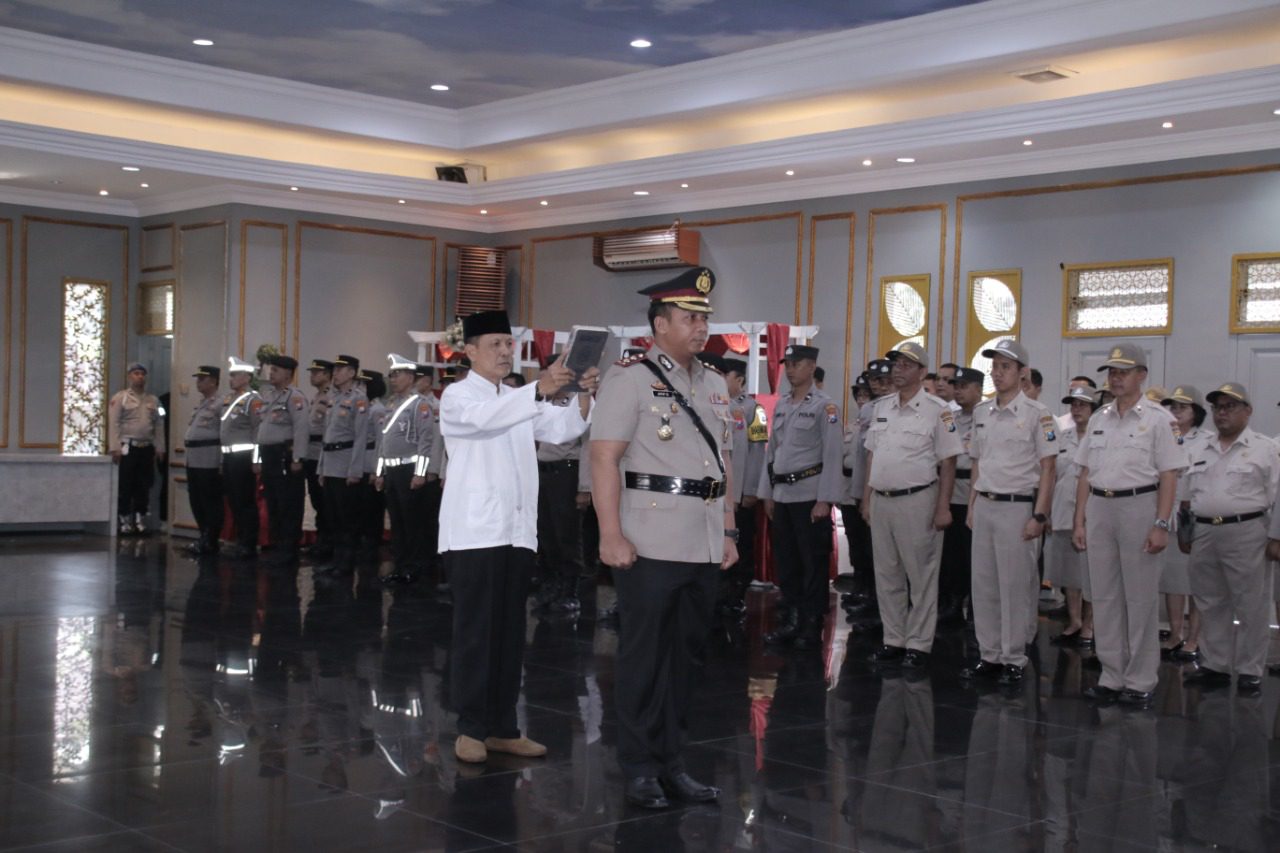 Caption: AKBP Apip Ginanjar saat disumpah, Selasa (24/1/2023).