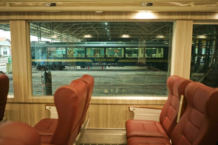 Kereta Panoramic.(doc. KAI)