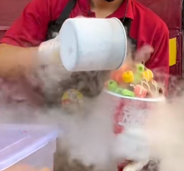 Tangkapan layar ciki ngebul (Tiktok Foodstoriesid) malang