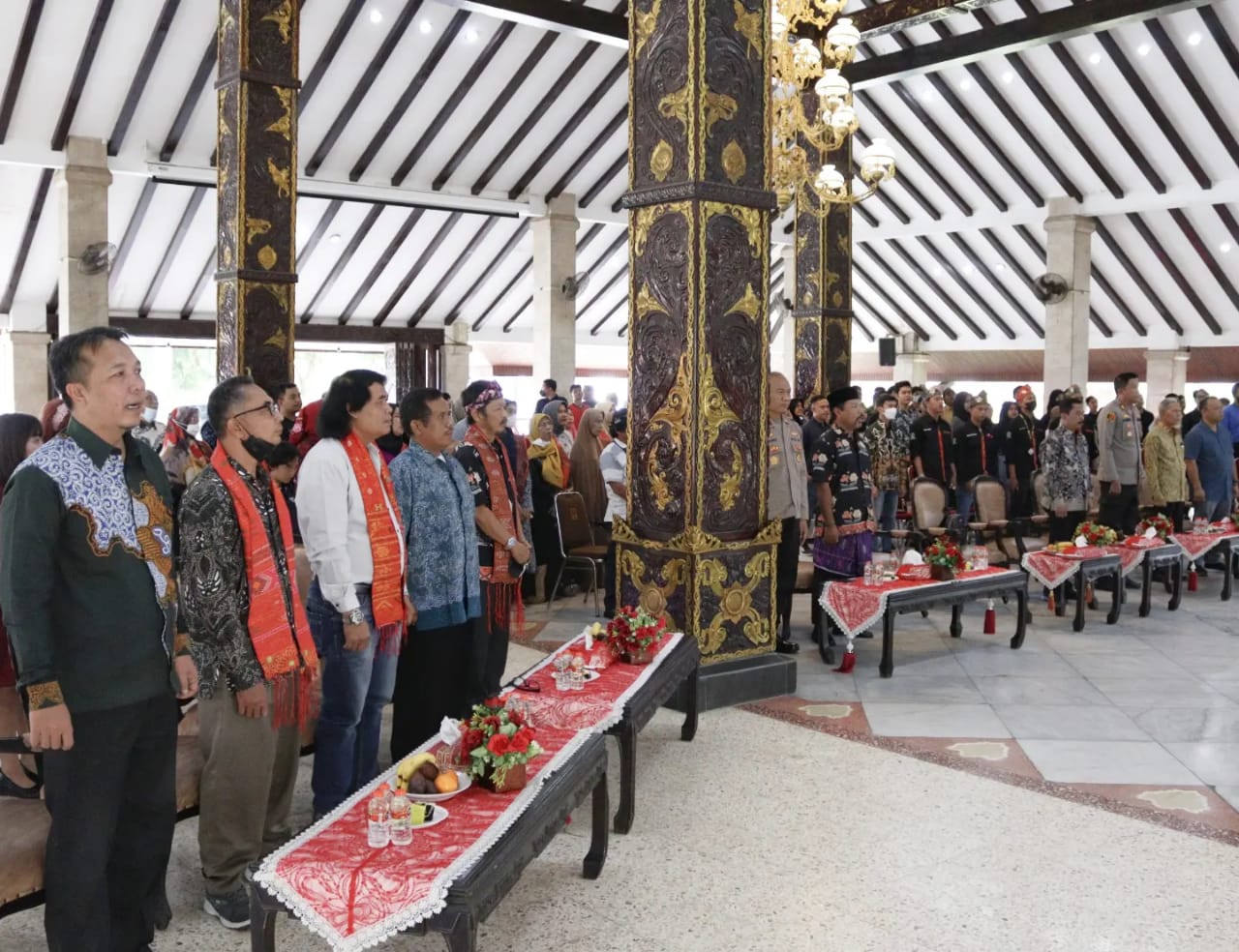 Suasana silaturahmi mahasiswa dan masyarakat Sumatera Utara se-Indonesia di Pendopo Agung Kabupaten Malang, Minggu (8/1/2023) (doc. Ridha Zikri for blok-a)