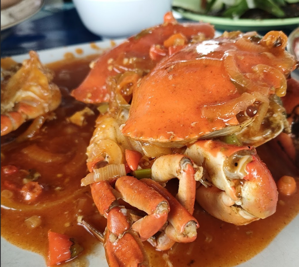 Penampakan menu kepiting asap di warung lalapan dan seafood Cak Der di Kabupaten Malang (sumber; Google)