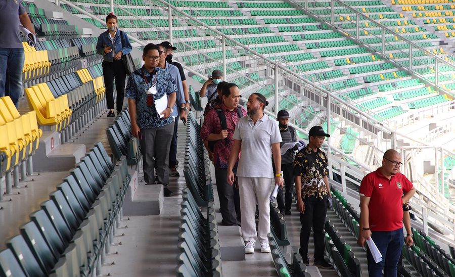 Pemkot Surabaya sedang melakukan survei Stadion GBT. (Pemkot Surabaya)