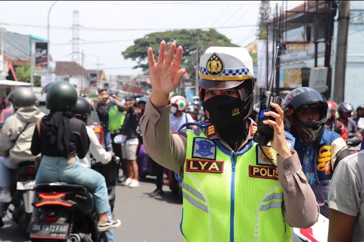 Caption: Kenaikan angka kasus kecelakaan di Kota Batu semakin meningkat, sepanjang 2022 tercatat ada 263 kasus. Selasa (10/1/2023). (Doi / blok-a.com)