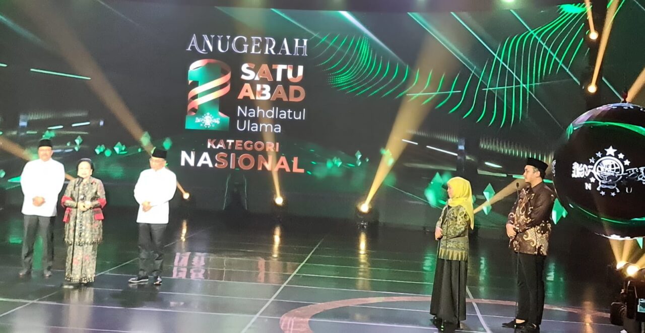 Anugerah 1 Abad Nahdlatul Ulama (NU) di Teater Tanah Airku, Taman Mini Indonesia Indah (TMII), Jakarta, Selasa (31/1/2023) malam.(doc. NU)