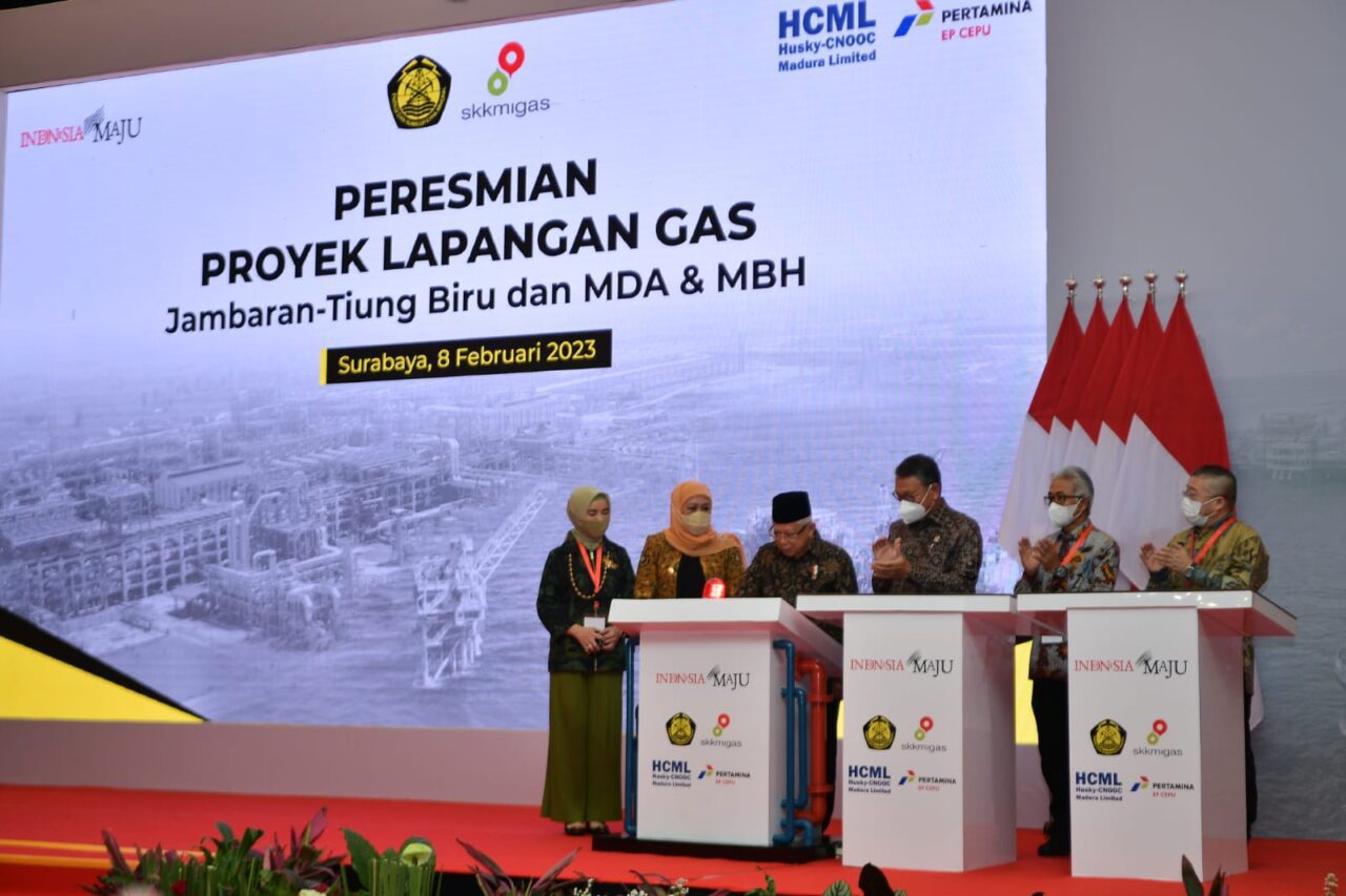 Peresmian proyek gas Jambaran-Tiung Biru (JTB) milik PT Pertamina EP Cepu dan lapangan MDA-MBH milik Husky – CNOOC Madura Limited (HCML), di Ballroom Sheraton Hotel, Surabaya.