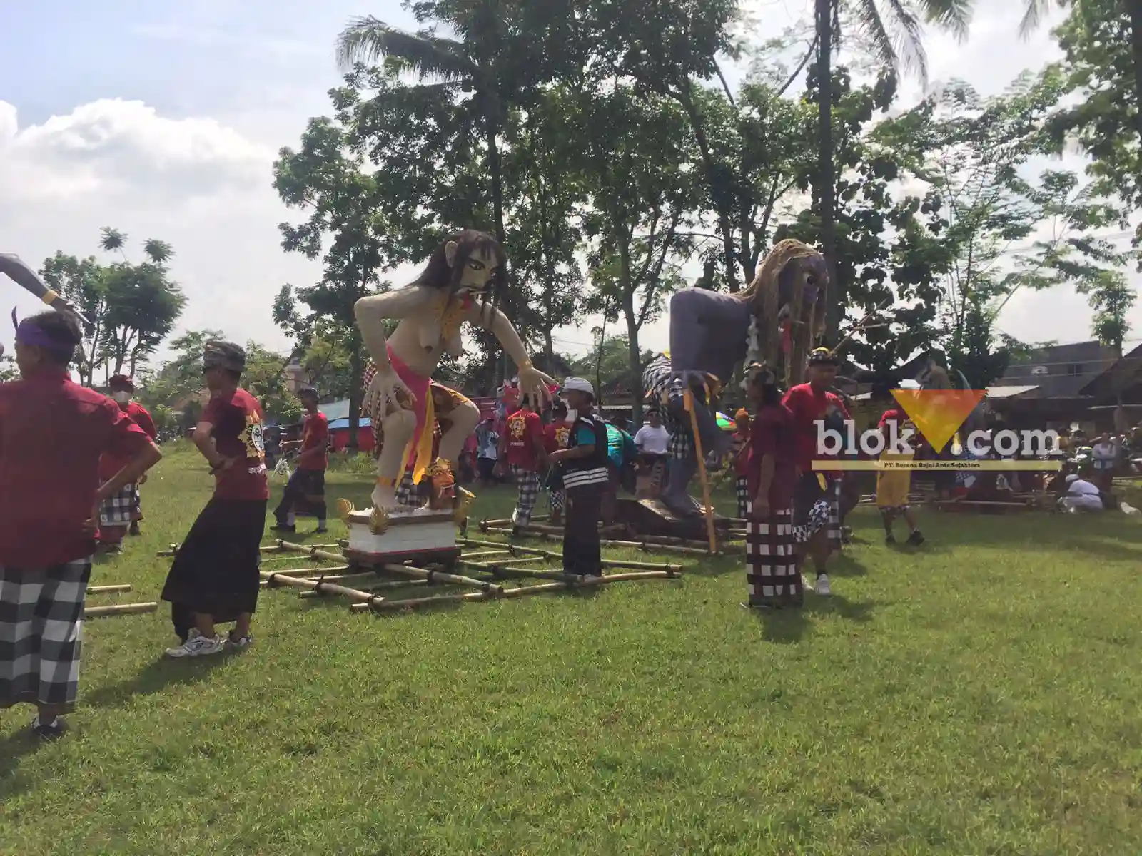 Ogoh-ogoh di Kecamatan Pakisaji Kabupaten Malang, Selasa (21/3/2023) (blok-a/Putu Ayu Pratama S)