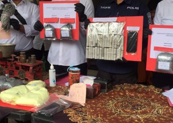 Sejumlah barang bukti yang berhasil di kumpulkan oleh Satreskrim Polres Malang (Blok-a.com/Putu Ayu Pratama S)