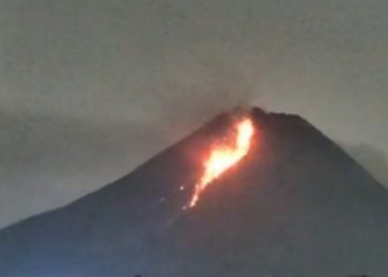 Guguran lava pijar Gunung Merapi. (dok. BPPTGK)