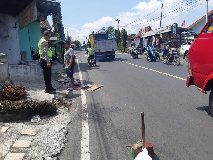 Lokasi tabrak maut yang menelan satu korban jiwa di Jalan Ledoksari, Kecamatan Dampit, Kabupaten Malang (Sumber : Kanitlaka Lantas Polres Malang/ Sunarko)