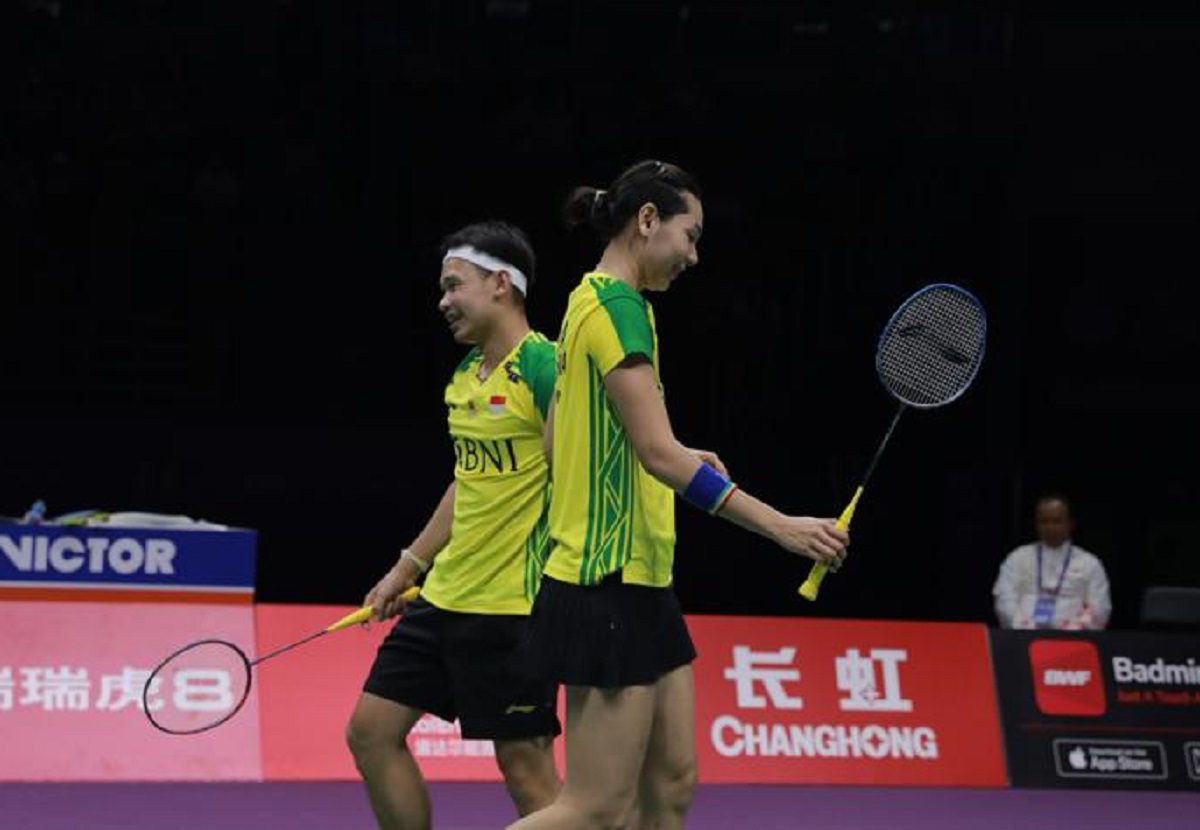 Rinov Rivaldy/Gloria Emanuelle takluk dari Zheng Siwei/Huang Yaqiong. (Foto: PBSI)