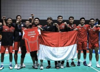 Tim bulu tangkis putra Indonesia meraih medali emas SEA Games 2023 Kamboja setelah mengalahkan Malaysia 3-1 di Morodok Techo Badminton Hall, Kamis (11/5/2023). (Tangkapan layar akun Instagram PBSI @badminton.ina)