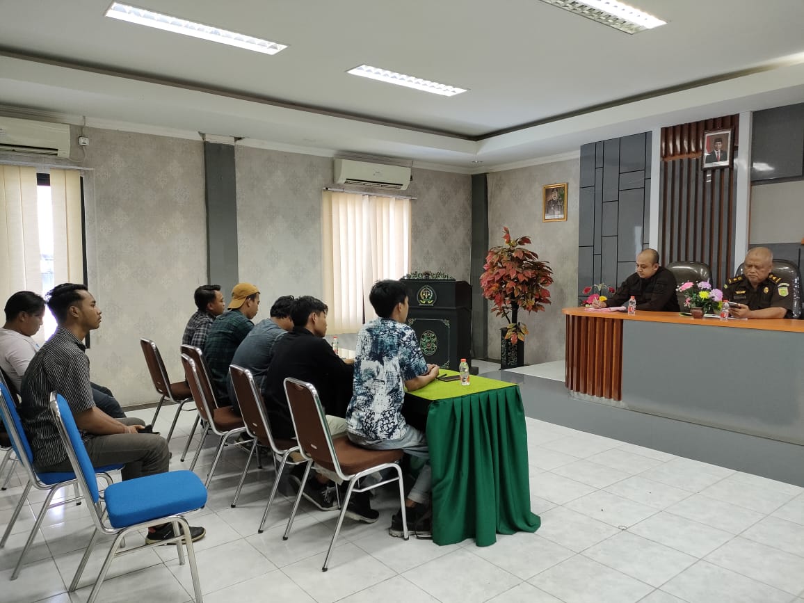 Audiensi Aliansi Amanat Rakyat (AAR) ke KejariSumenep, Kamis (22/6/2023).