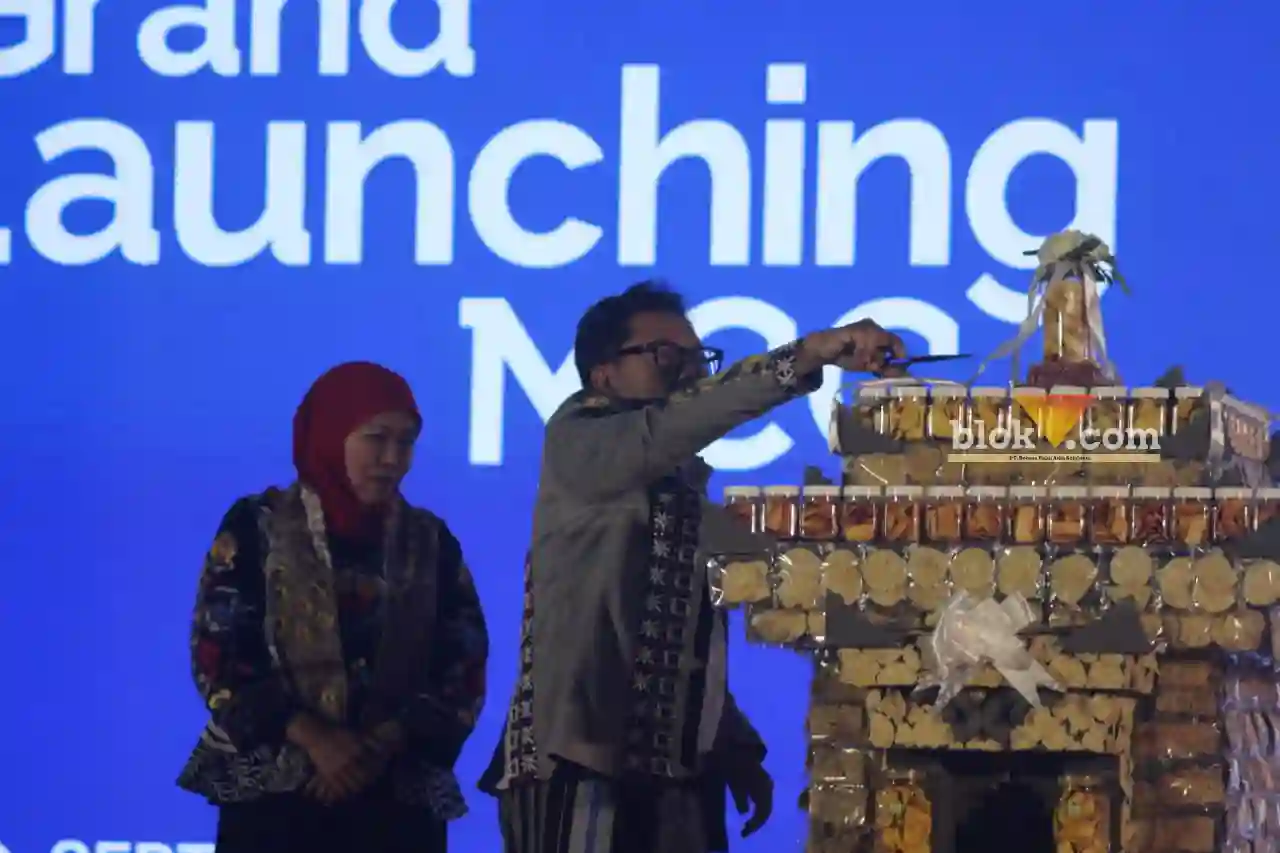 Gubernur Jawa Timur Khofifah Indar Parawansa bersama Wali Kota Malang Sutiaji pada Grand Launching MCC, Jumat (22/9/2023) (blok-a/Widya Amalia)