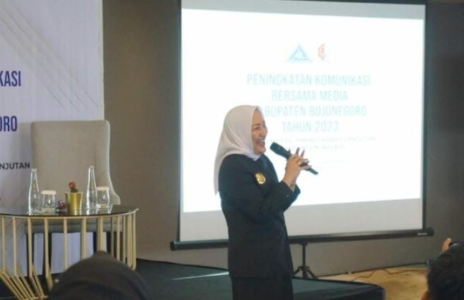 Bupati Bojonegoro saat gathering sinergi media energi berkelanjutan, Senin (18/9/2023).