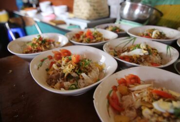 Porsi Soto Dahlok (dok.travelingyuk)