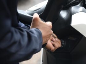 Ilustrasi curanmor. (Kumparan)