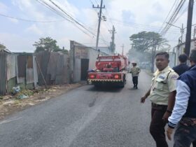Gas Elpiji Bocor, Warung Bakso-Mie Ayam di Pakis Malang Terbakar