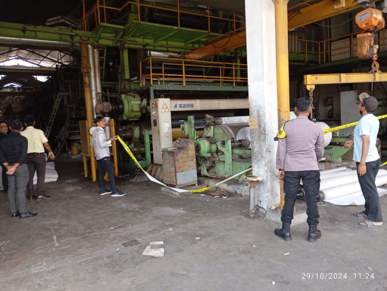 Karyawan Pabrik Kertas di Malang Tewas, Ditemukan Terjepit Mesin Penggiling