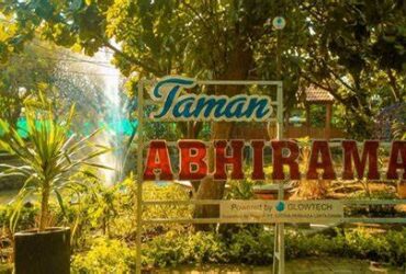 Dok. travelingyuk.com