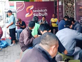 Rumah makan Gratis di Dinoyo