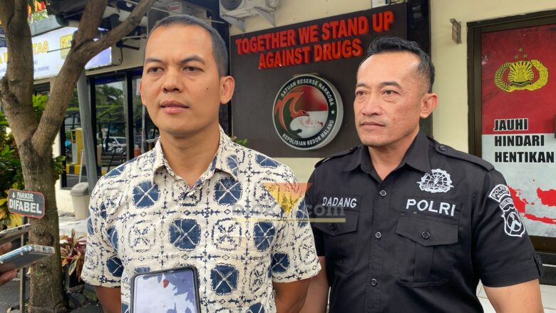 Kasatresnarkoba Polres Malang, AKP Yussi Purwanto saat ditemui awakmedia (blok-a.com/Putu Ayu Pratama S)