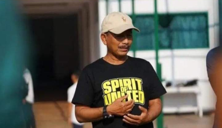 Mantan pelatih Persikabo Djajang Nurjaman kini melatih Gresik United gantikan Stefan Rullin Klejes.