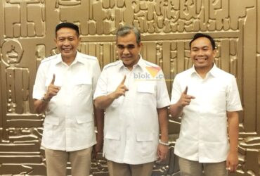 Paslon WALI bersama Sekjen DPP Partai Gerindra, Ahmad Muzani (blok-a.com / Yogga Ardiawan)