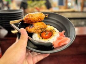 Menu tsukune yakitori di Kedai Hidane Pasar Klojen, Kota Malang (dok. Instagram @Hidane.id)