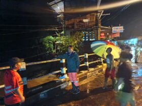 Jalan di Kecamatan Bantur menuju Pagak, Kabupaten Malang terpaksa ditutup (dok. BPBD Kabupaten Malang)