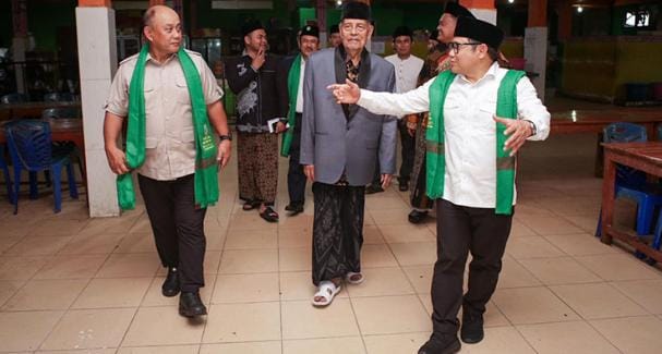 Cak Imin saat mengunjungi Pondok Pesantren Sunan Drajat, Lamongan.