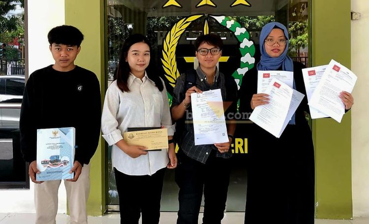 FMR meminta Kejaksaan Negeri (Kejari) Blitar agar segera memberikan hasil laporan berbagai kasus dugaan korupsi di Kota Blitar. (blok-a.com/Fajar)