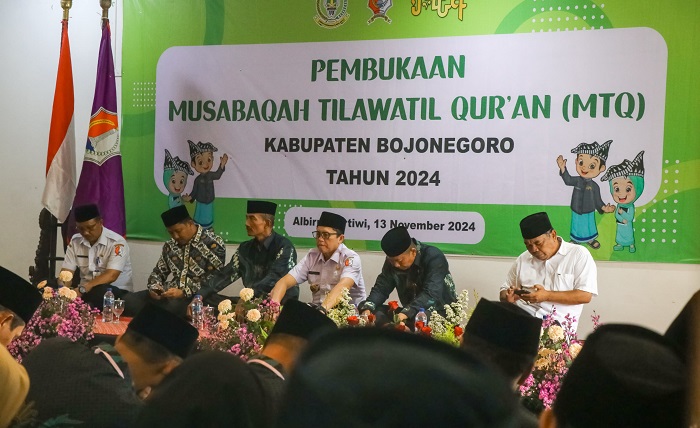 Pembukaan MTQ Bojonegoro 2024 di Aula Masjid Al Birru Pertiwi, Kecamatan Dander, Rabu pagi (13/11/2024).