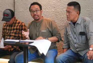 Direktur Analisis Republic Research, Galang Geraldy saat menjelaskan keunggulan elektabilitas paslon Pilkada Magetan.