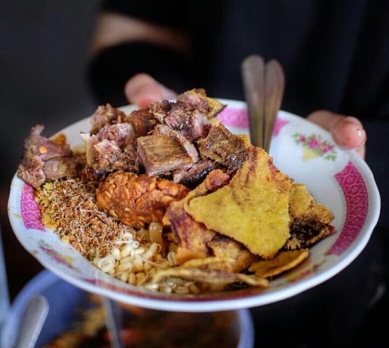 Kelezatan Nasi Bhuk Kawi, Kota Malang (dok. Instagram @nasibhukkawi)